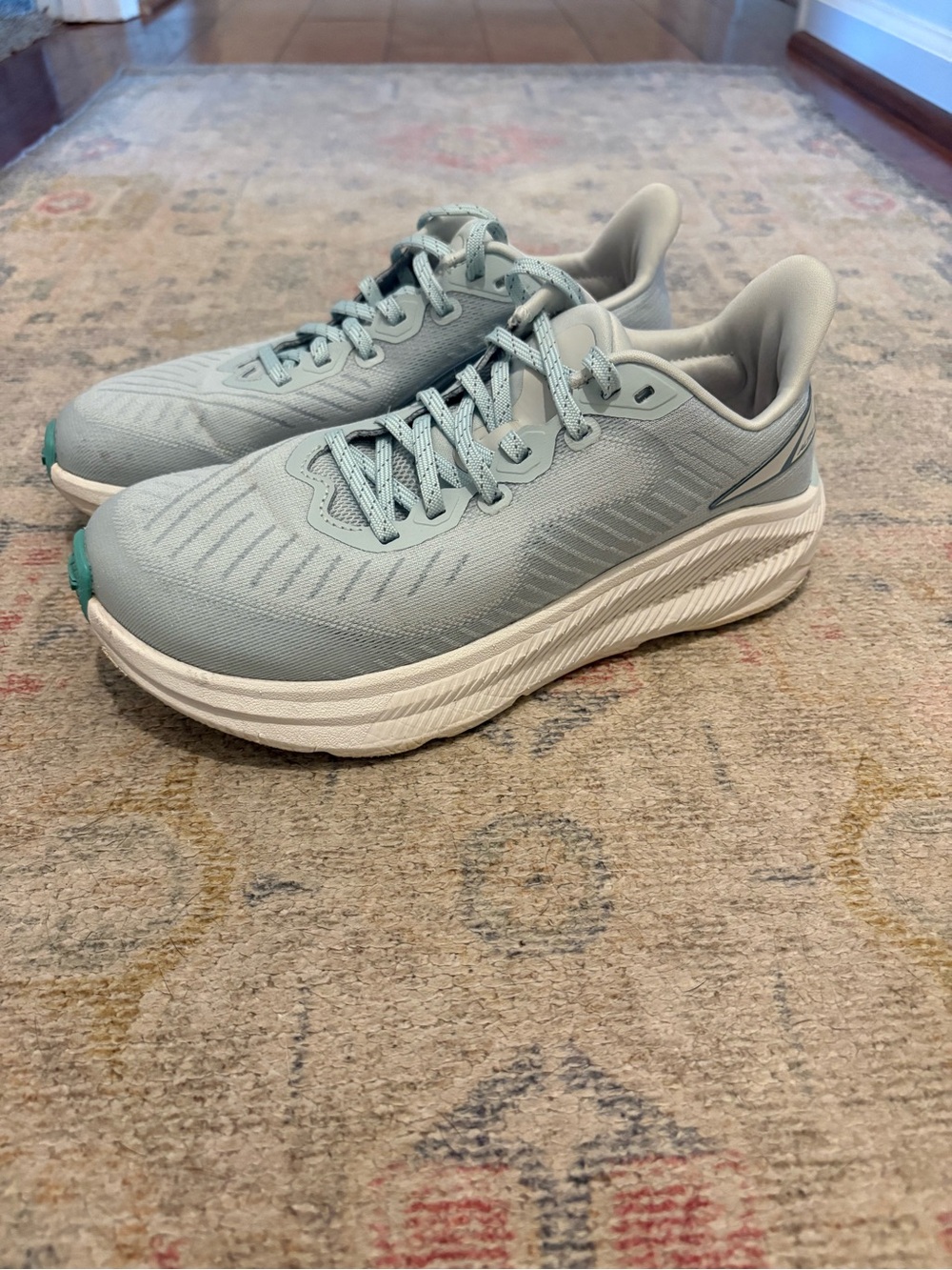 Women’s Altra Experience Form Running Shoes Sz 7.5